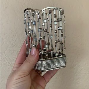 Soap dispenser holder